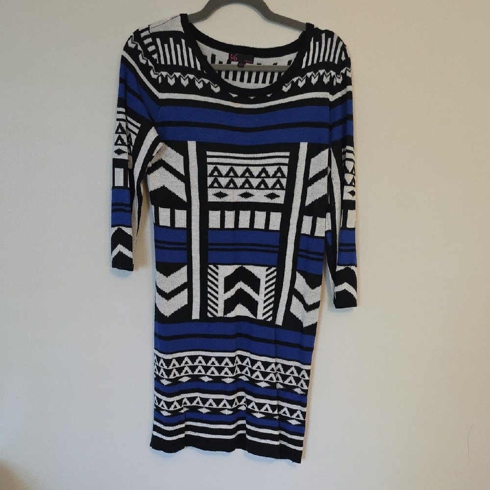 t/o Geometric Long Sleeve Dress in Blue, Black, and White